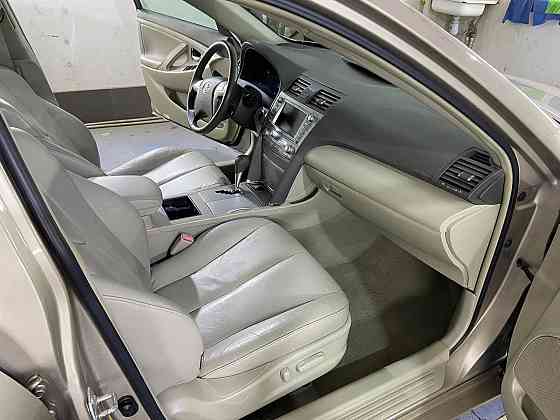 Тайота Камри Гибрид Tiraspol