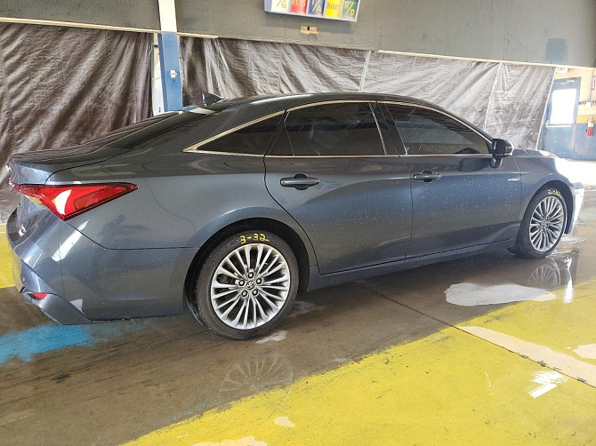 2021 TOYOTA AVALON limited hybrid оригинальный пробег, чистая история Тирасполь - изображение 3