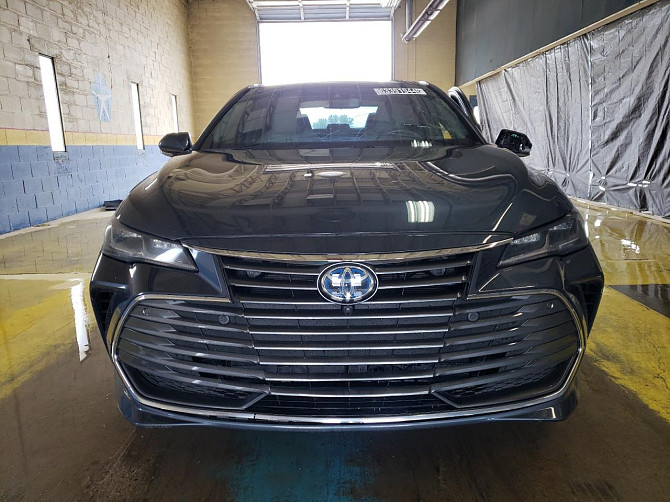 2021 TOYOTA AVALON limited hybrid оригинальный пробег, чистая история Тирасполь - изображение 5
