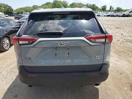 2021 TOYOTA RAV4 XLE AWD оригинальный пробег, чистая история Тирасполь