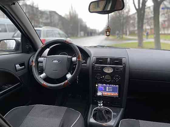 Универсальный автомобиль в отличном состоянии! Тирасполь Тирасполь