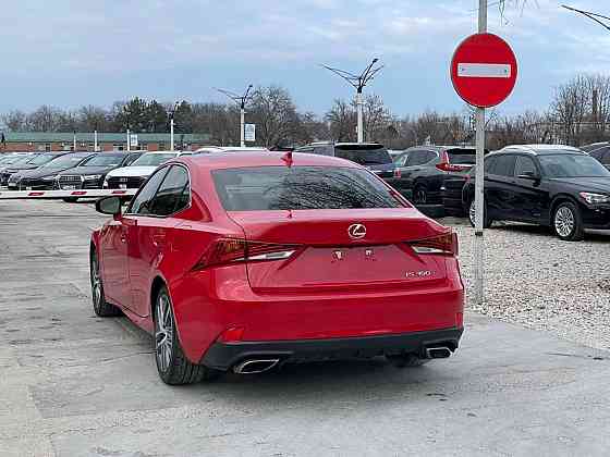 Новенький лексус шикарный автомобиль Тирасполь