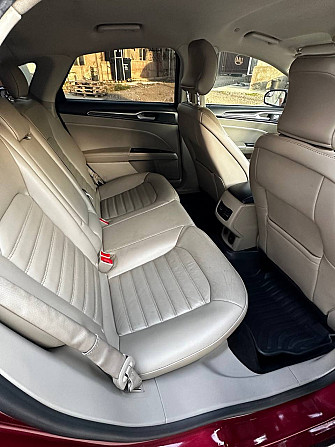 Свежепригнан плагин гибрид можно на обмен пишите.Тирасполь Тирасполь - изображение 5