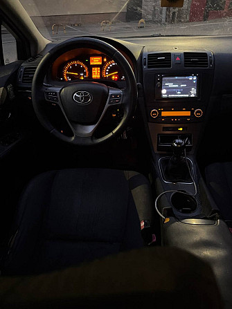 Тайота авенсис в отличном состоянии можно на обмен. Тирасполь - изображение 4