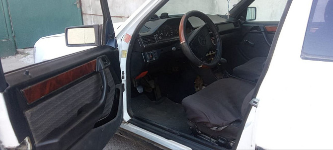 Мерседес 124 газ метан все исправно на полном ходу. Тирасполь - изображение 5