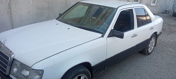 Мерседес 124 газ метан все исправно на полном ходу. Тирасполь - изображение 1