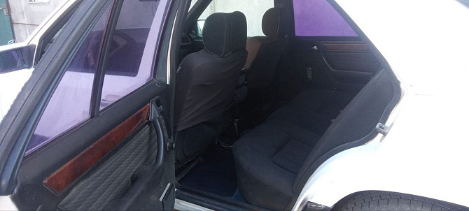 Мерседес 124 газ метан все исправно на полном ходу. Тирасполь - изображение 2