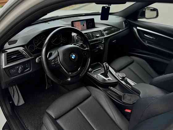 BMW 330i F30 xDrive 2017г. Тирасполь