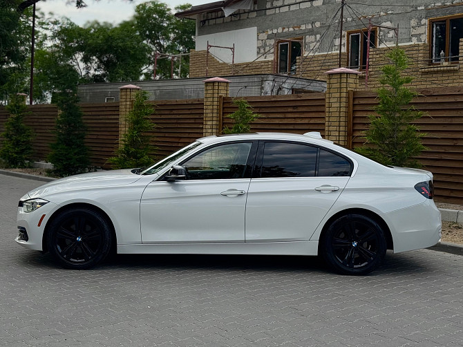 BMW 330i F30 xDrive 2017г. Тирасполь - изображение 2