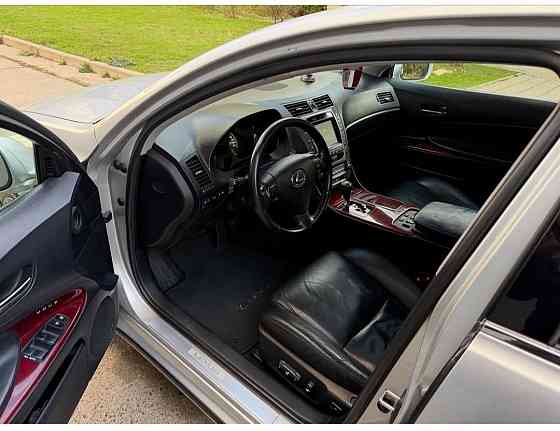 Шикарный лексус гс гибрид в Тирасполе пишите звоните. Тирасполь