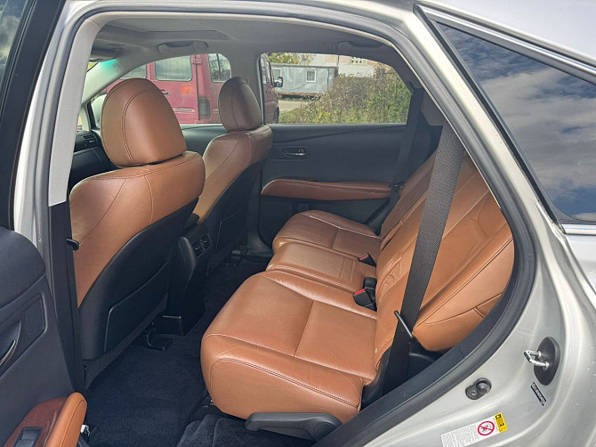 Свежепригнан растаможен классный лексус рх Тирасполь - изображение 2