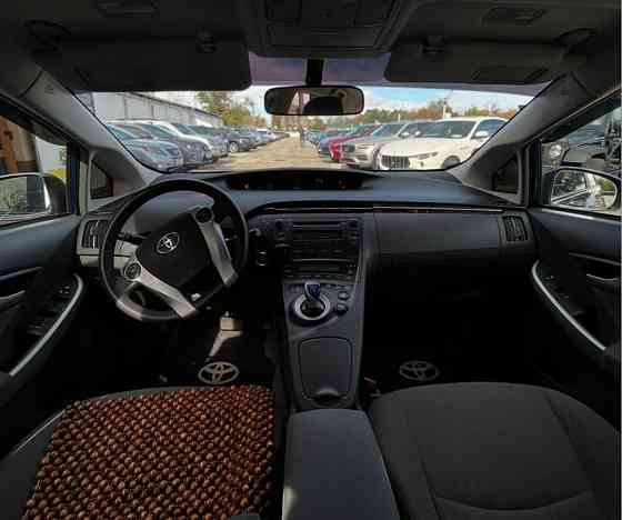 Тайота приус классная машинка экономичная Тирасполь