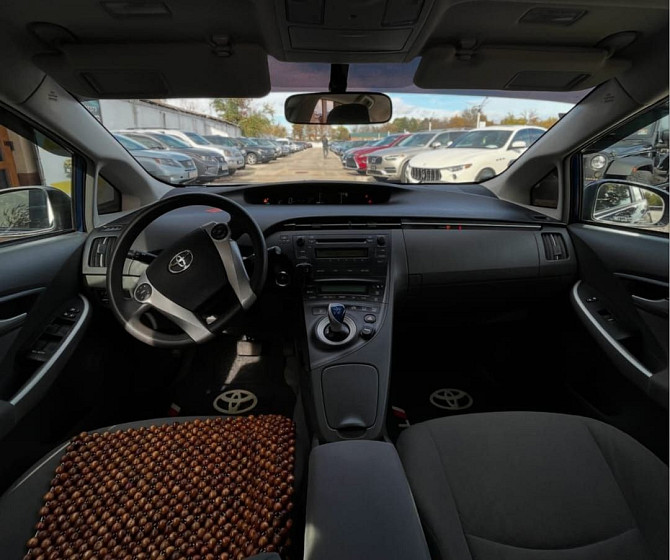 Тайота приус классная машинка экономичная Тирасполь - изображение 5