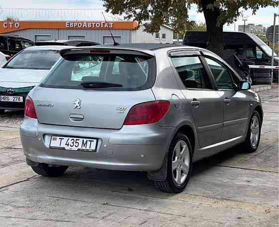 Экономичная и шустрая машинка в отличном состоянии. Тирасполь