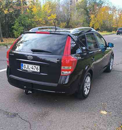 На автомате хороший автомобиль для семьи. Тирасполь