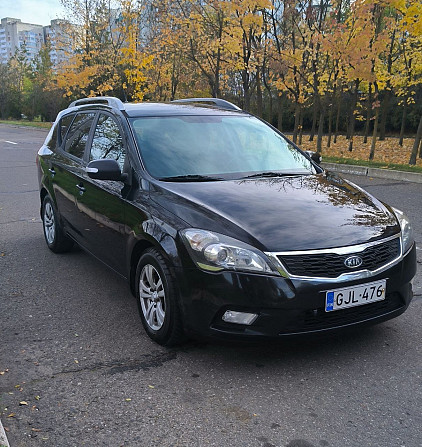 На автомате хороший автомобиль для семьи. Тирасполь - изображение 2