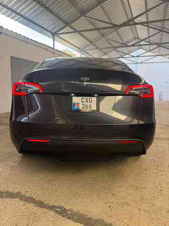 Новенькая тесла только приехала в Тирасполь или на обмен пишите. Тирасполь