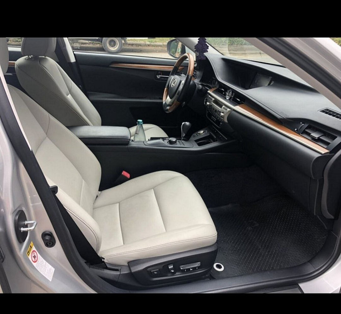 Лексус ес гибрид номера пмр или на обмен пишите. Тирасполь - изображение 2