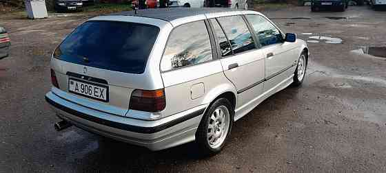 БМВ 320 на автомате все исправно или на обмен пишите. Тирасполь