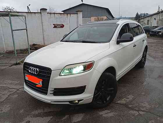 Максимальная комплектация ауди кью сем обслужена. или на обмен. Тирасполь