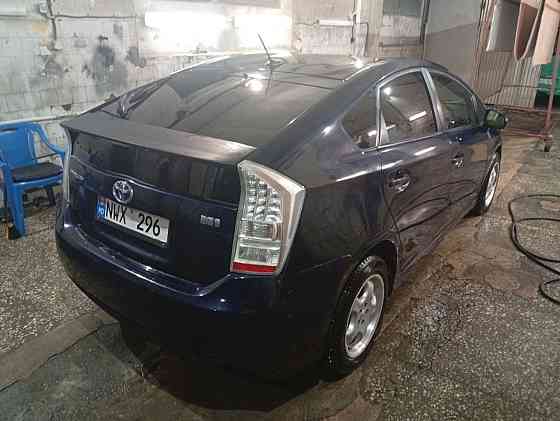 Приус очень экономный гибрид газ метан Тирасполь пишите Тирасполь