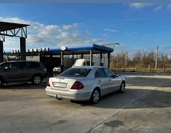 Мерседес 211 в отличном состоянии можно на обмен пишите. Тирасполь