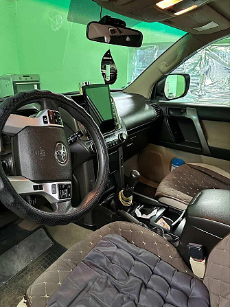 Шикарный внедорожник нейтральные номера на обмен пишите. Тирасполь - изображение 2