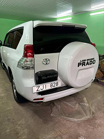 Шикарный внедорожник нейтральные номера на обмен пишите. Тирасполь - изображение 3