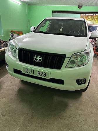 Шикарный внедорожник нейтральные номера на обмен пишите. Тирасполь - изображение 1