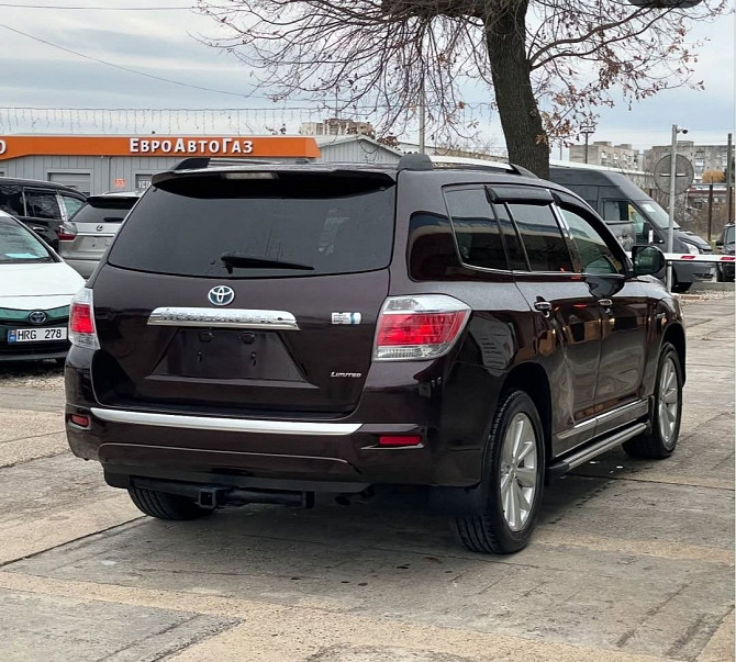 Свежепригнан растаможен 7 мест полный привод пишите. Тирасполь - изображение 2