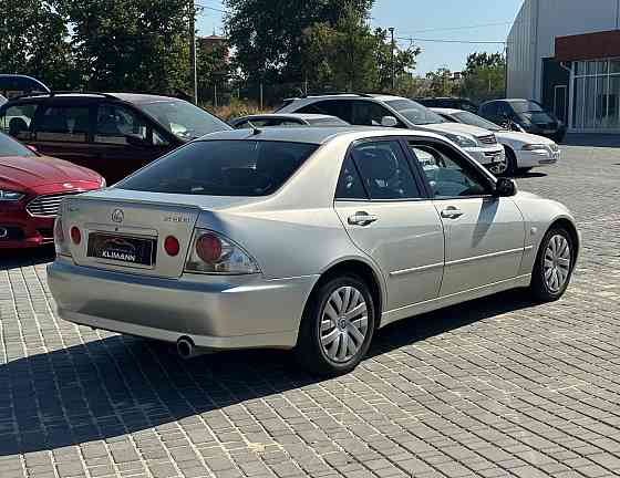 Лексус ис в хорошей комплектации или на обмен. Тирасполь