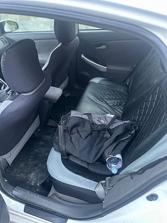 Отличный приус гибрид газ в хорошей комплектации Тирасполь Тирасполь - изображение 5