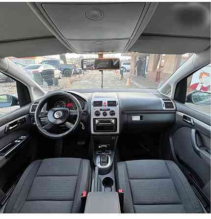 Хороший минивен для семьи надежная машина пишите. Тирасполь