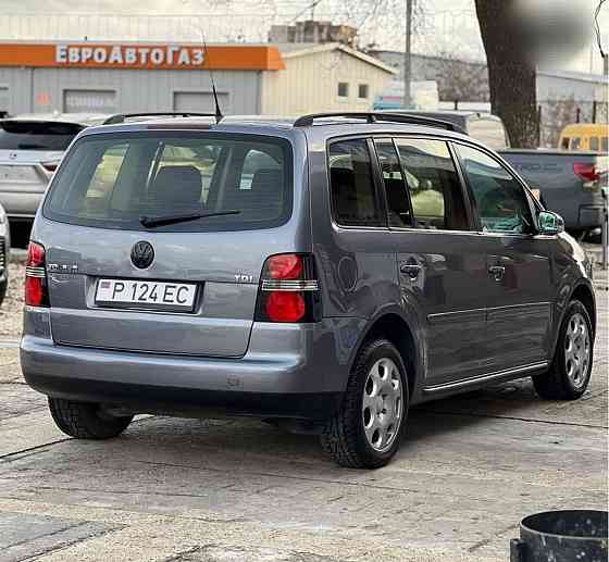 Хороший минивен для семьи надежная машина пишите. Тирасполь