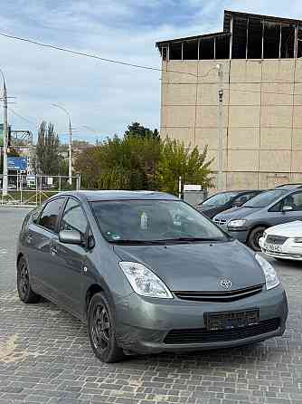 Приус гибрид метан очень экономный пишите. на обмен. Тирасполь