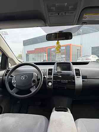 Приус гибрид метан очень экономный пишите. на обмен. Тирасполь