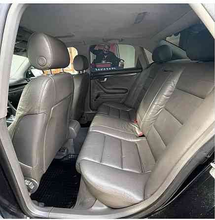 На автомате Ауди максимальная комплектация пишите Тирасполь