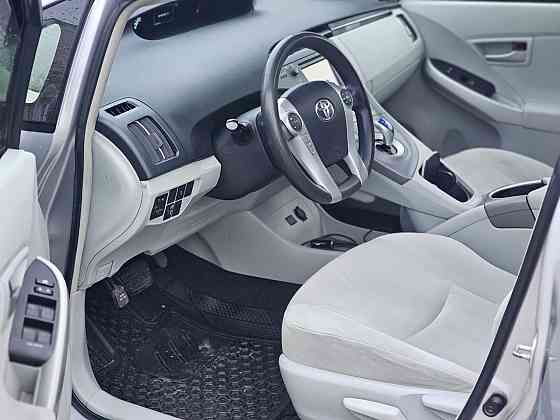 Рестовый приус полностью обслужен пишите на обмен. Тирасполь