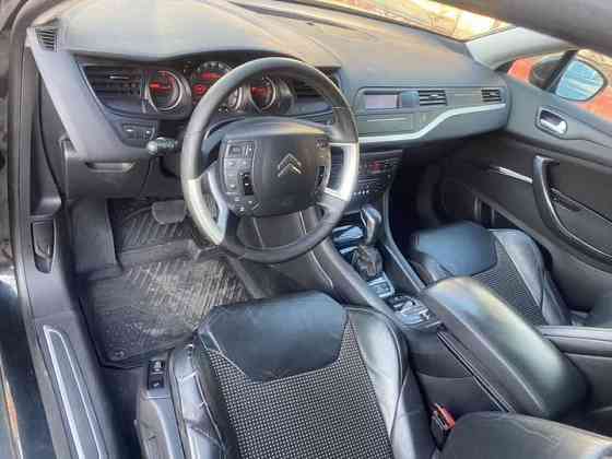 Комфортный надежный на автомате автомобиль! на обмен Тирасполь Тирасполь