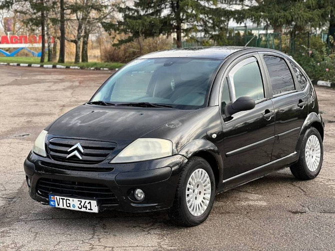 Экономичная машинка на автомате можно на обмен. Тирасполь - изображение 1