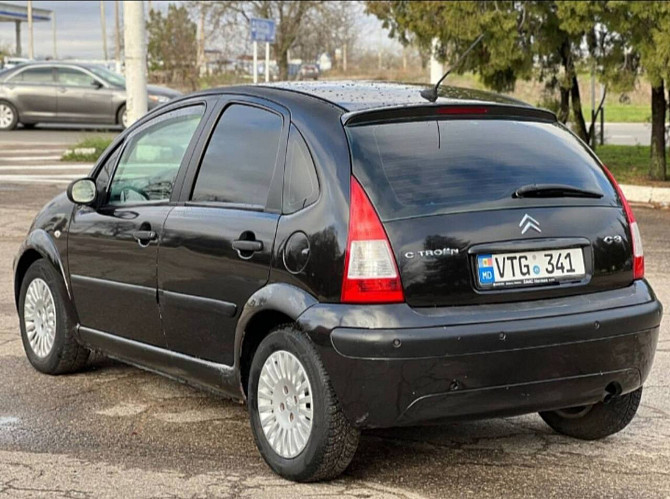 Экономичная машинка на автомате можно на обмен. Тирасполь - изображение 2