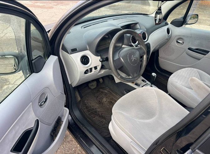 Экономичная машинка на автомате можно на обмен. Тирасполь - изображение 4