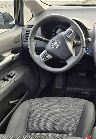 Растаможены гибрид очень экономные машинки! Тирасполь Tiraspol