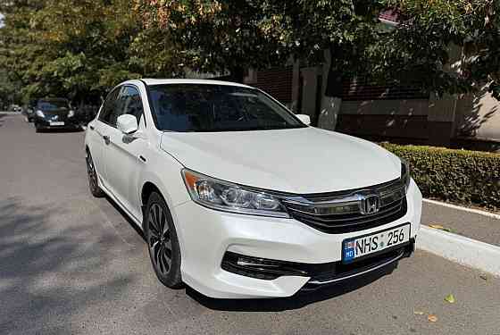 Максимальная комплектация гибрид или на обмен Тирасполь Tiraspol