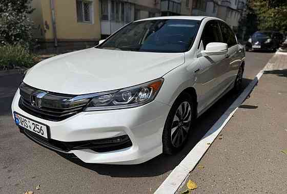 Максимальная комплектация гибрид или на обмен Тирасполь Tiraspol