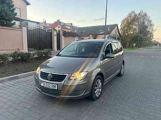 Отличный минивен для семьи 7 мест Тирасполь пишите Тирасполь