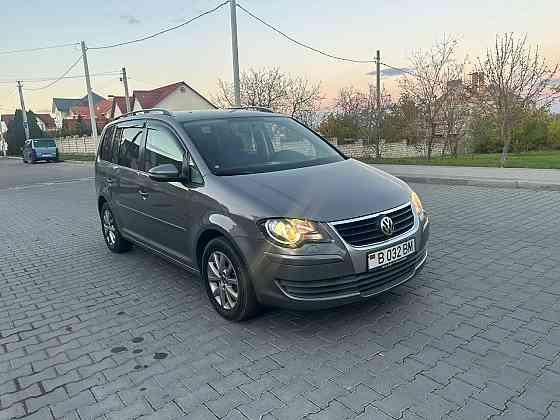 Отличный минивен для семьи 7 мест Тирасполь пишите Тирасполь