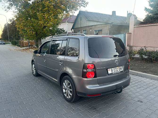 Отличный минивен для семьи 7 мест Тирасполь пишите Тирасполь - изображение 4