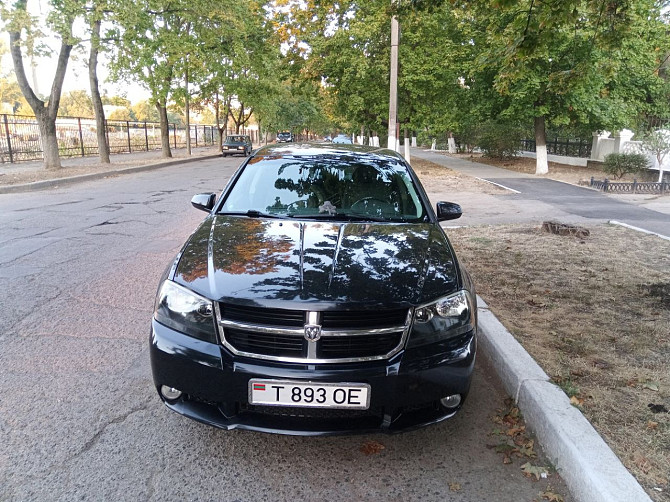 Экономичный седан на автомате газ бензин.Тирасполь Тирасполь - изображение 1