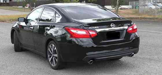 Нисан алтима в отличном состоянии газ метан пишите на обмен. Тирасполь